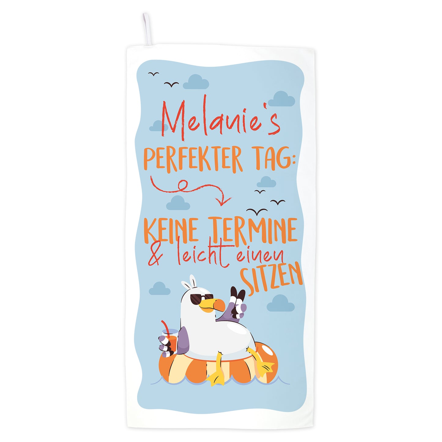 Freigestelltes Sporthandtuch mit humorvollem Urlaubsaufdruck und Name Melanie
