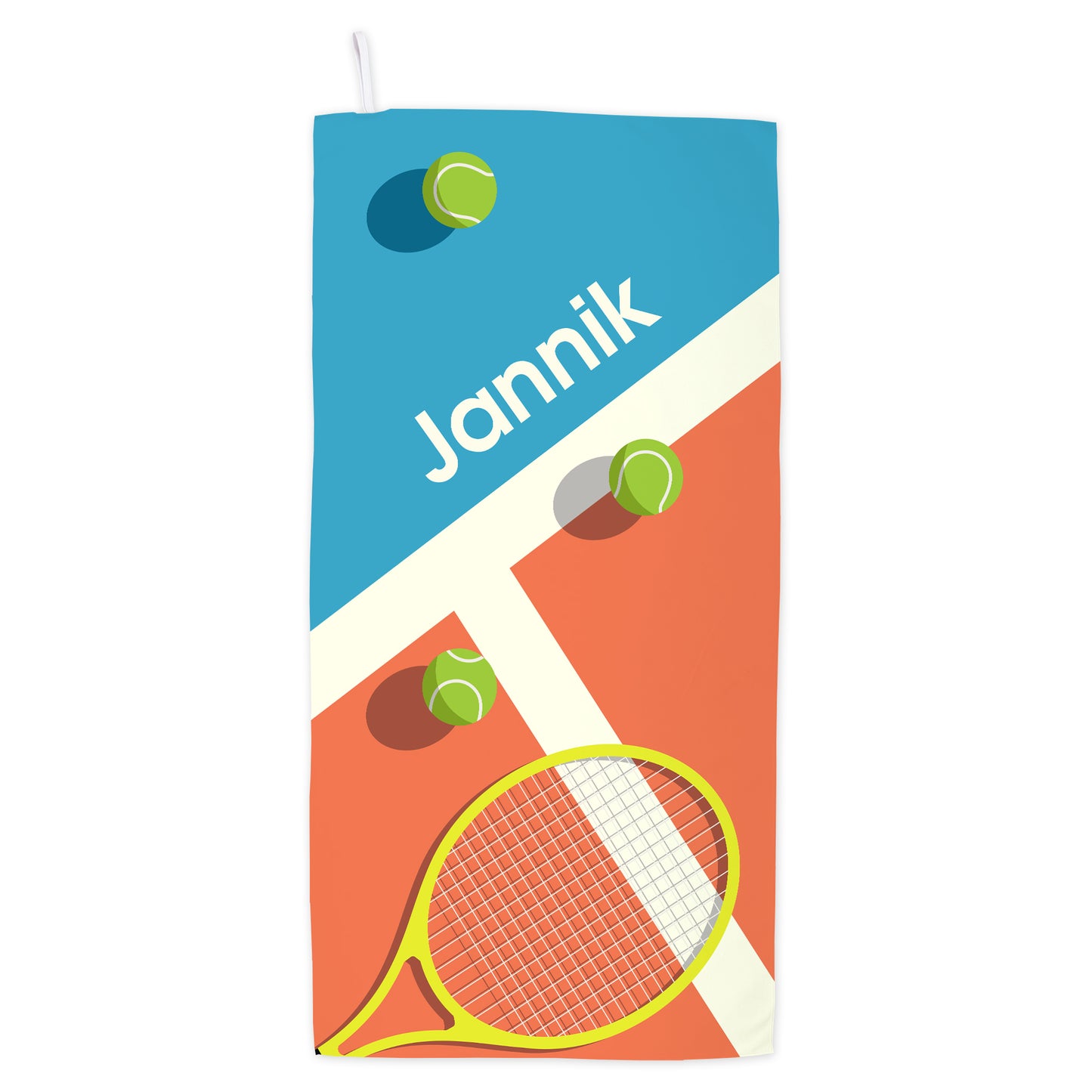 Freigestelltes Tennishandtuch mit farbigem Tennisplatz-Motiv, Tennisbällen, Schläger und Name Jannik