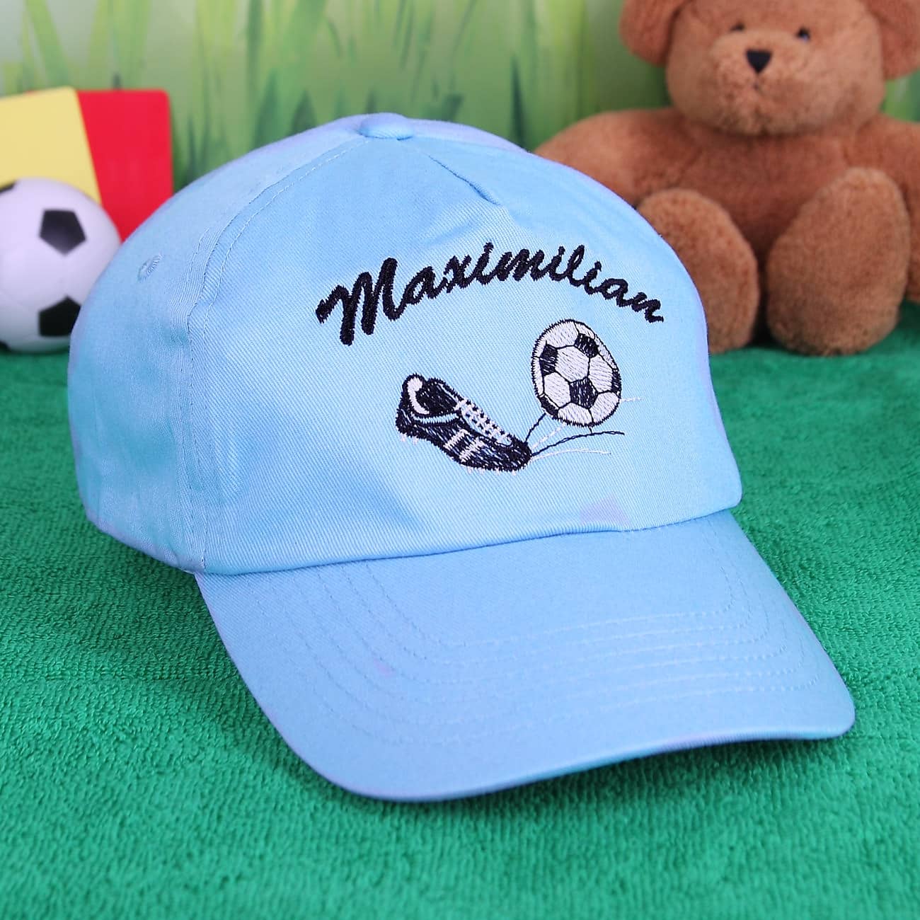 Basecape mit coolen Fussball-Motiv und Wunschnamen
