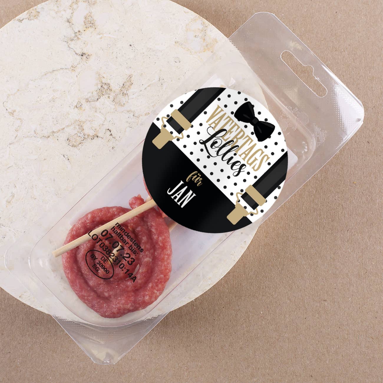 Salami-Lollies als Vatertagsgeschenk