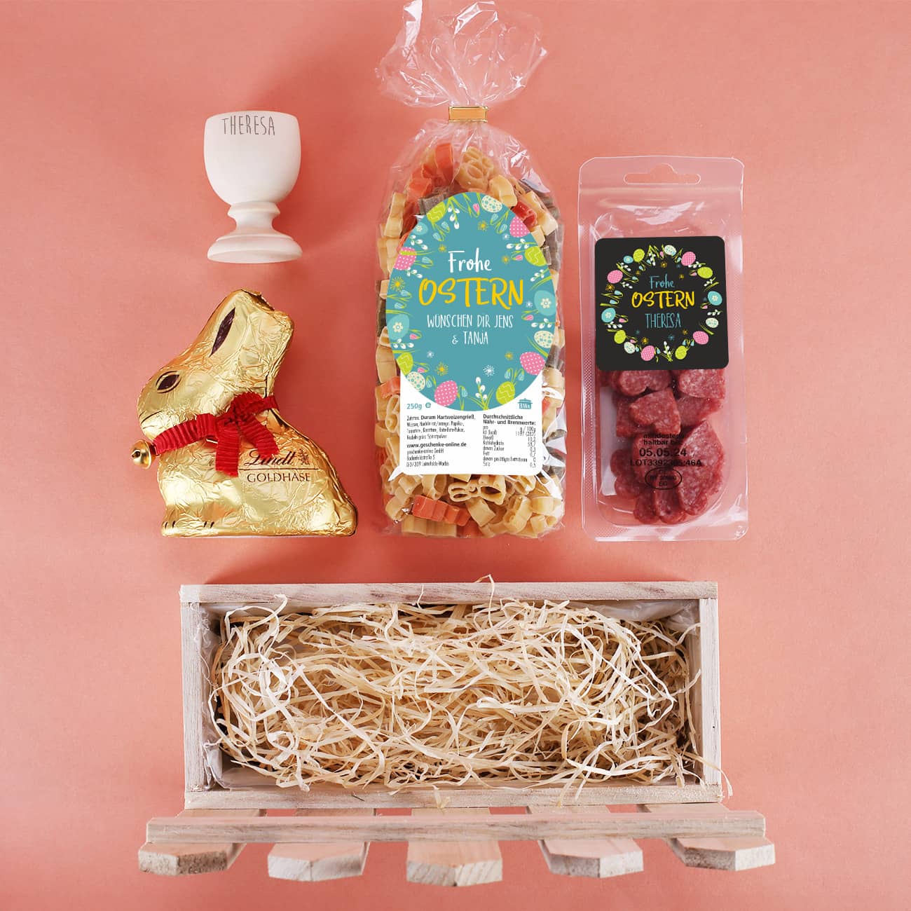 Goldhase, Eierbecher, Nudeln & Salamisnacks