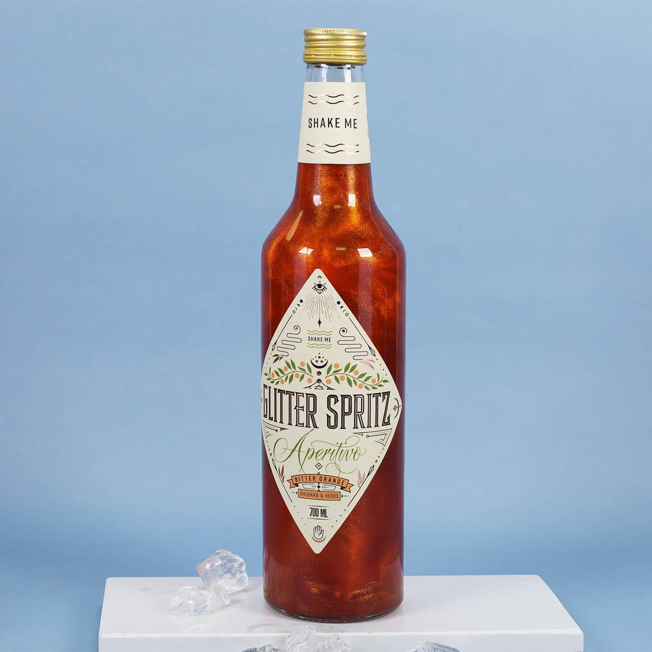 Eine 0,7 l Flasche Glitter Spritz