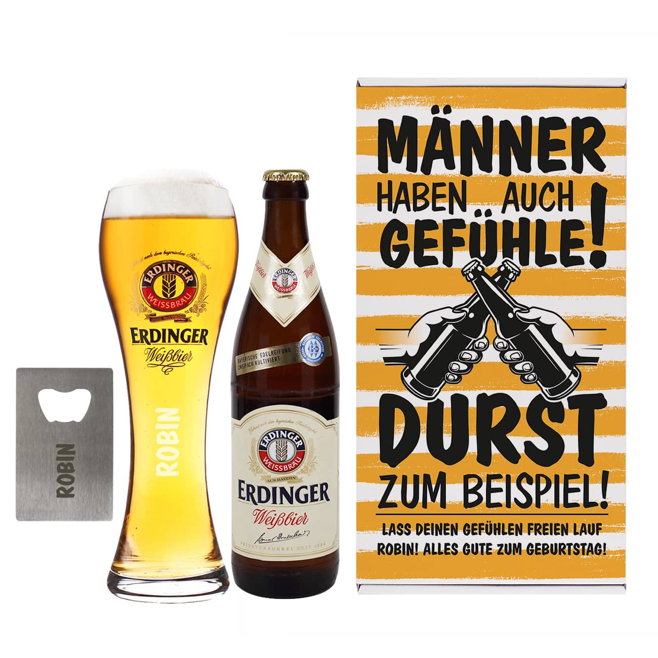 Erdinger Weißbier und Weizenglas und Flaschenöffner mit Namensgravur vor weißem Hintergrund