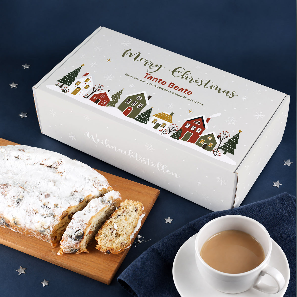 Weihnachtsstollen mit personalisierter Merry Christmas Geschenkverpackung mit Name und Wunschtext