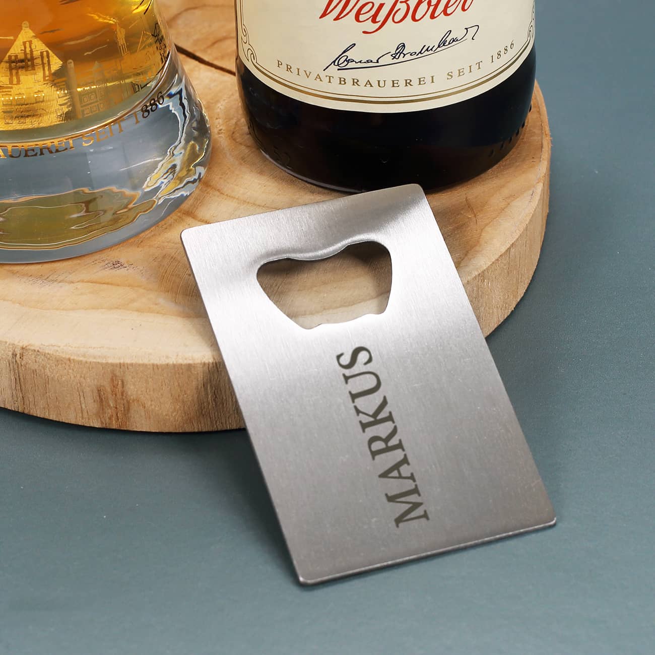 Glück ist, einen Papa wie dich zu haben - Erdinger Geschenkset mit graviertem Öffner