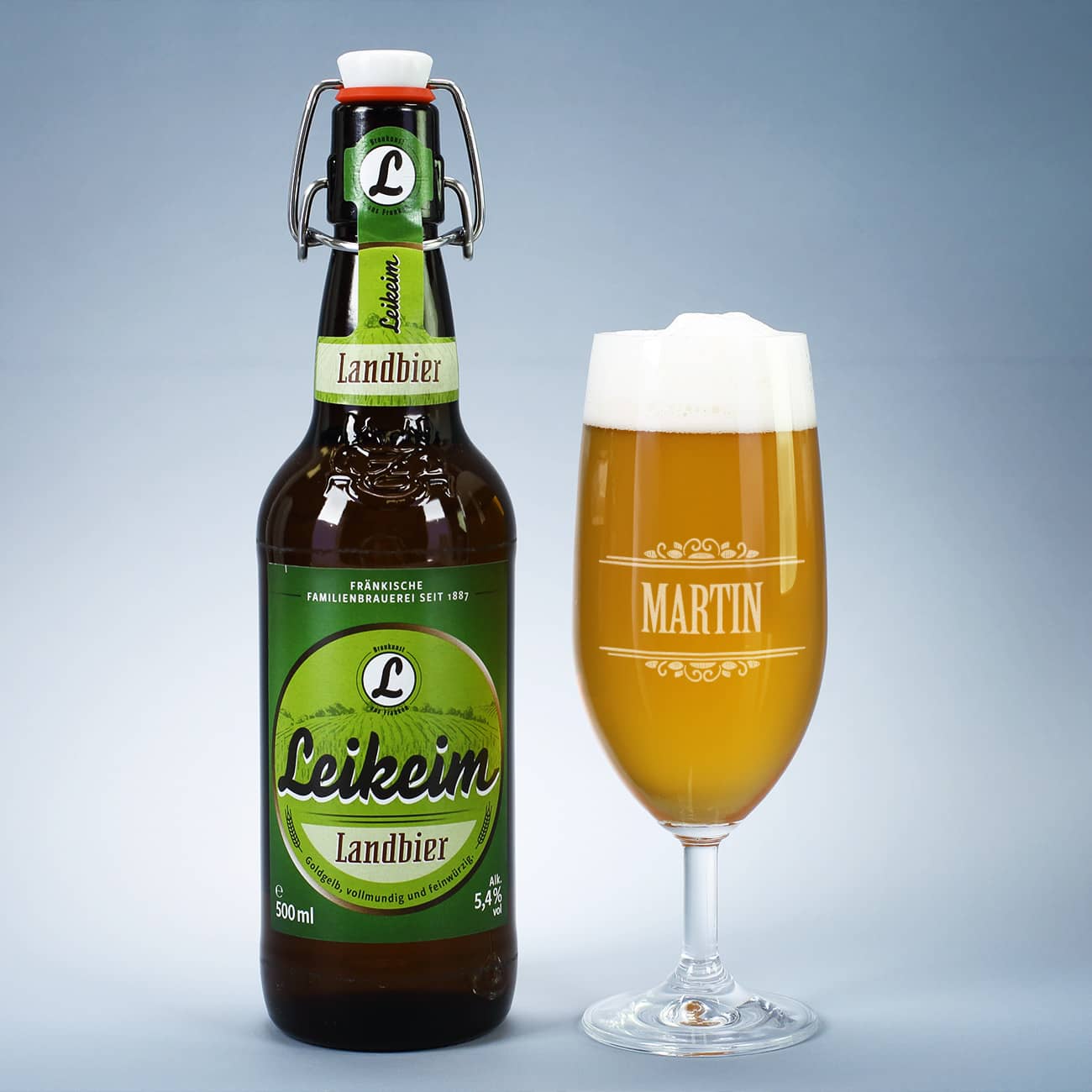 Bierglas und Flasche