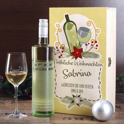 Weißwein Geschenkset mit graviertem Glas und einer Flasche Riesling