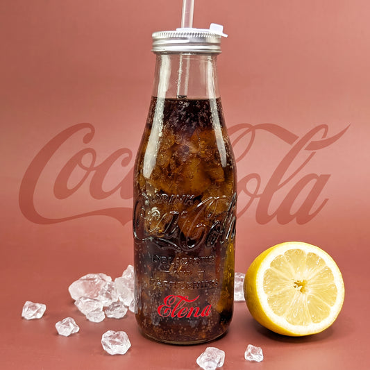 Flasche mit Getränk befüllt – ideal für Limo oder Eistee