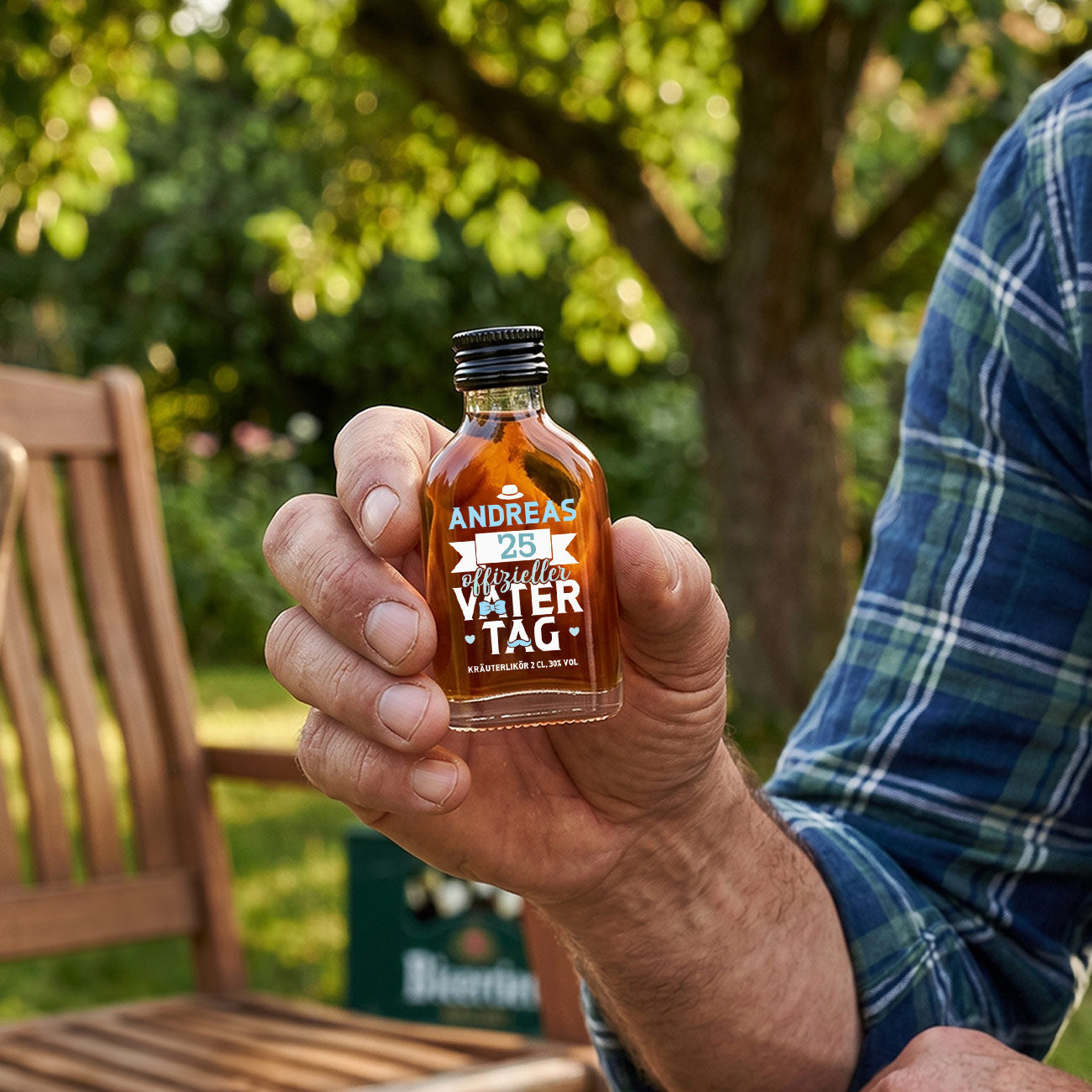 Kleiner Schnaps für Papa mit Name und Jahren der Vaterschaft