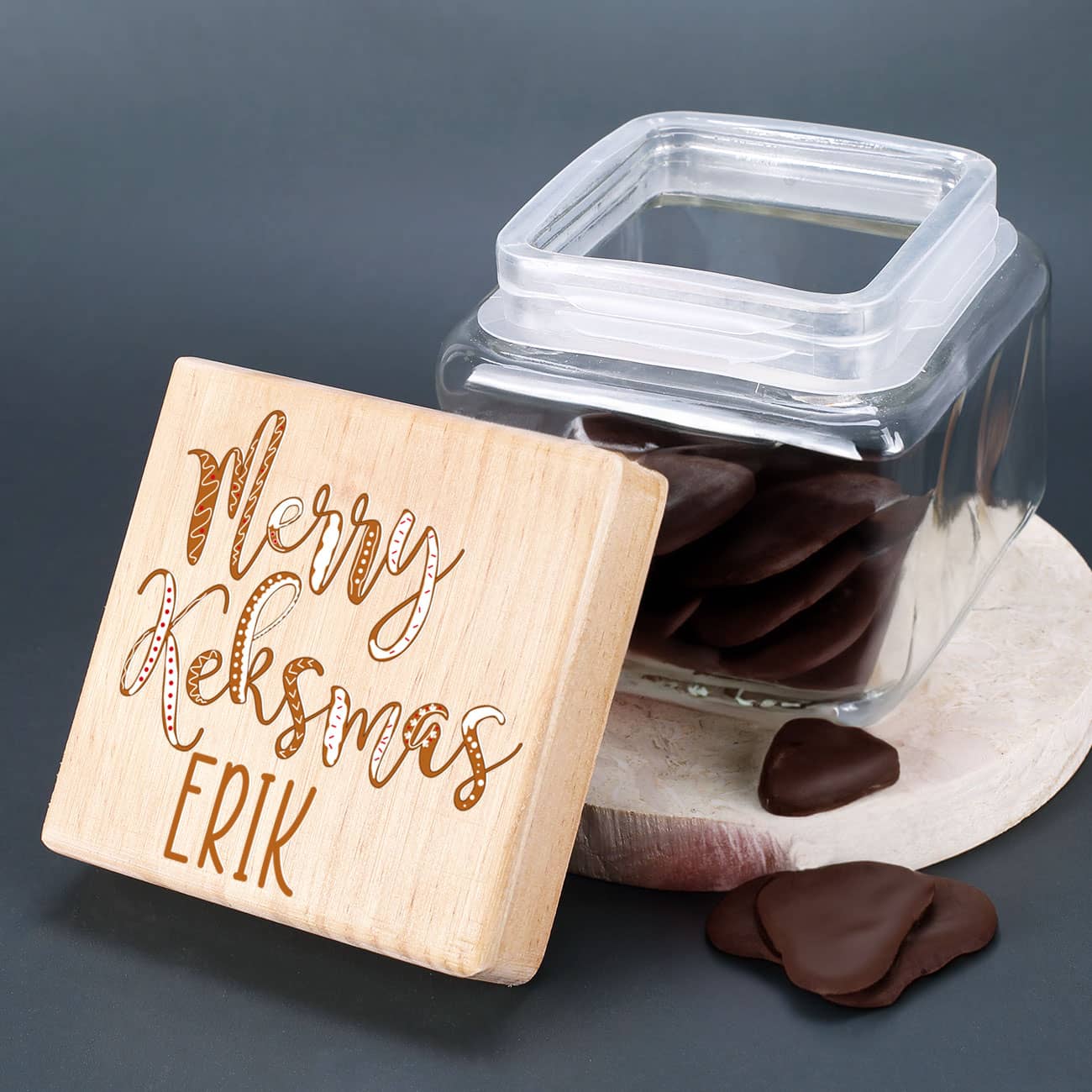 Merry Keksmas - Vorratsglas personalisiert mit Text auf Holzdeckel