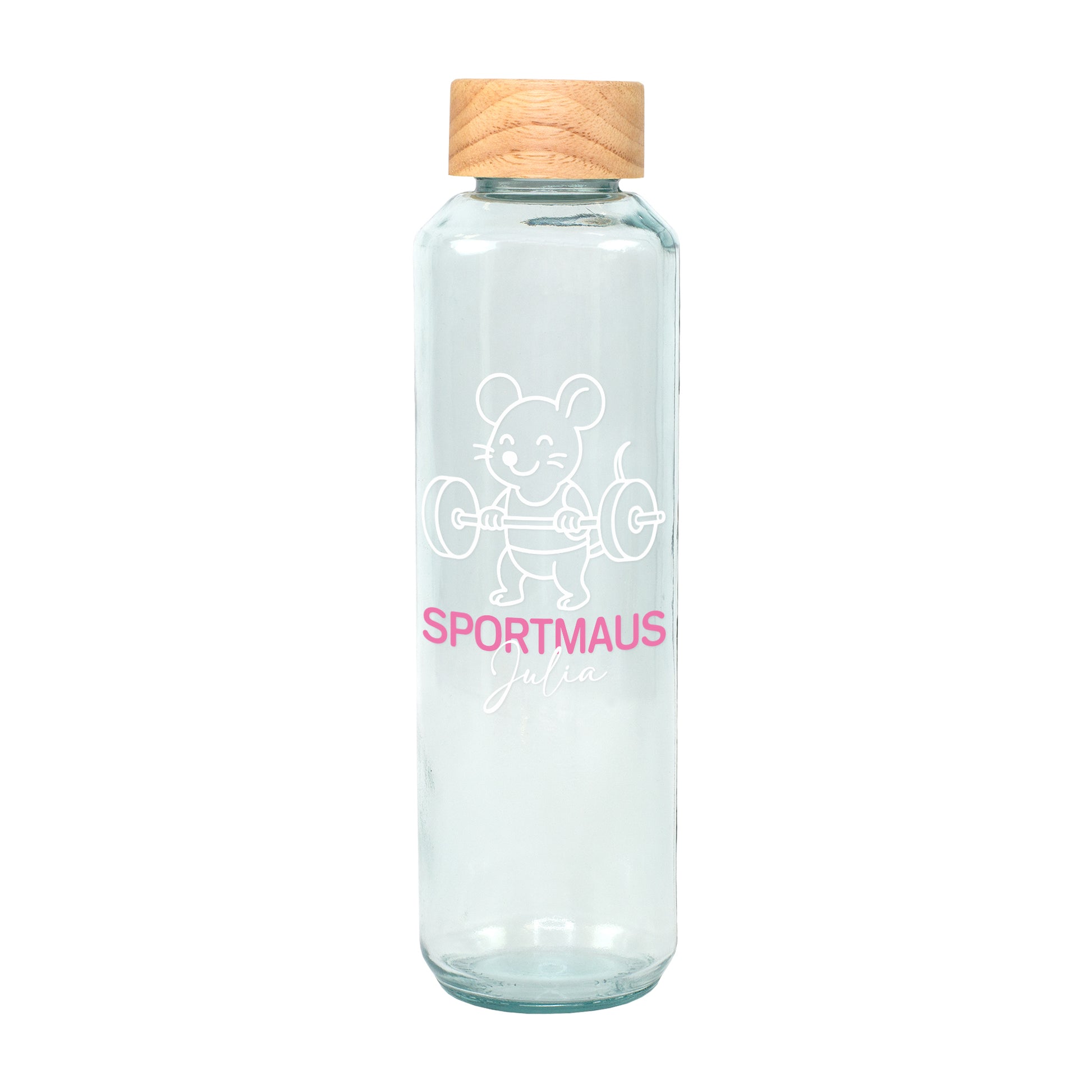 Freigestellte Glasflasche mit Sportmaus Aufdruck, Name Julia und Holzdeckel auf weißem Hintergrund