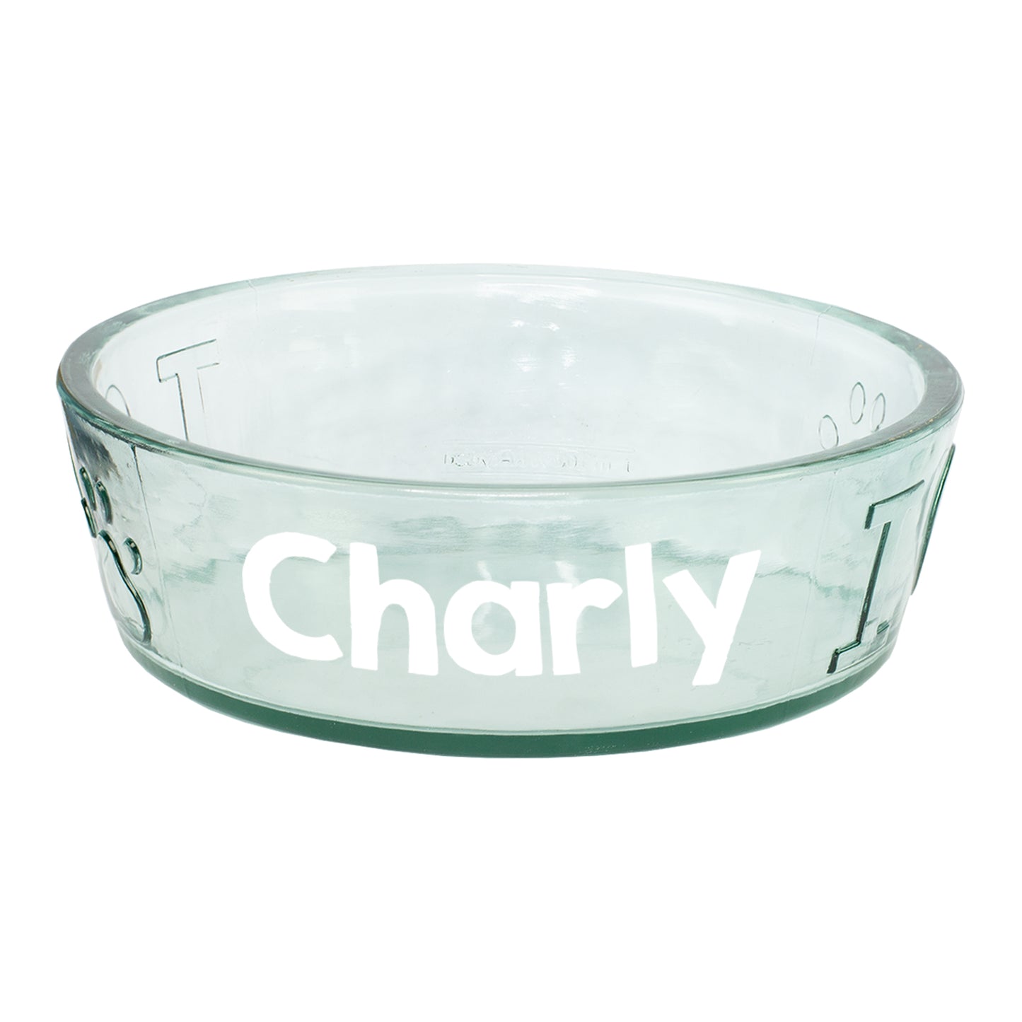 Freigestellter großer Hundenapf aus Glas mit personalisiertem Namen Charly