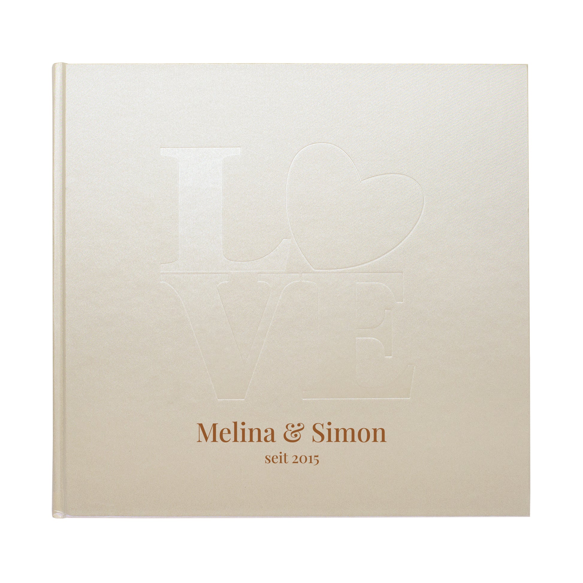 Cremeweißes Gästebuch Hochzeit mit LOVE-Prägung und Herzsymbol, personalisiert