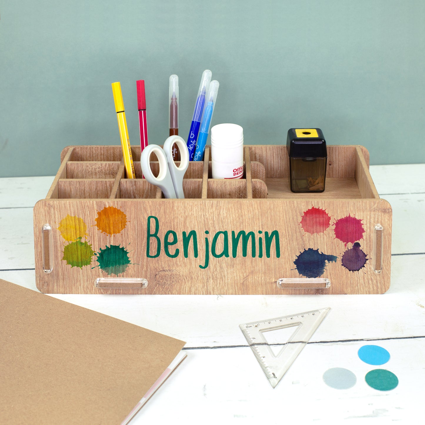 Stiftebox in Holzoptik mit Name Benjamin als Organizer für Schreibtisch und Schulutensilien