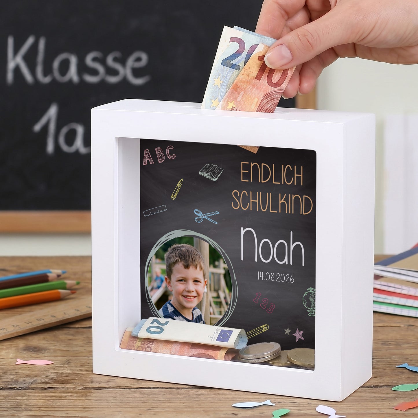 Bilderrahmenspardose zum Schulstart mit Foto, Datum und Wunschname