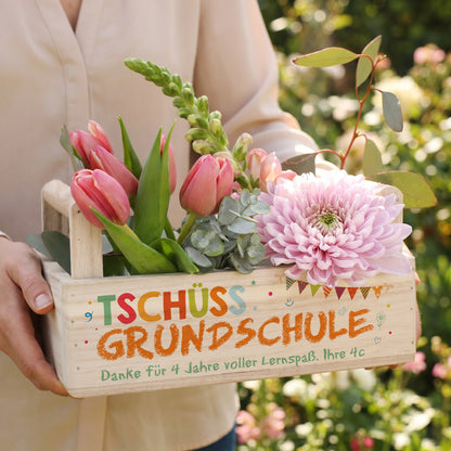 Tschüss Grundschule - Präsentkorb Pflanzkiste als Abschiedsgeschenk für Lehrer