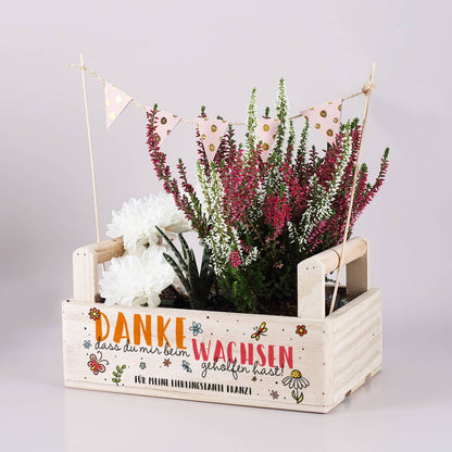 Personalisierte Pflanzkiste "Danke, dass du mir beim Wachsen geholfen hast" als Geschenk an Erzieher