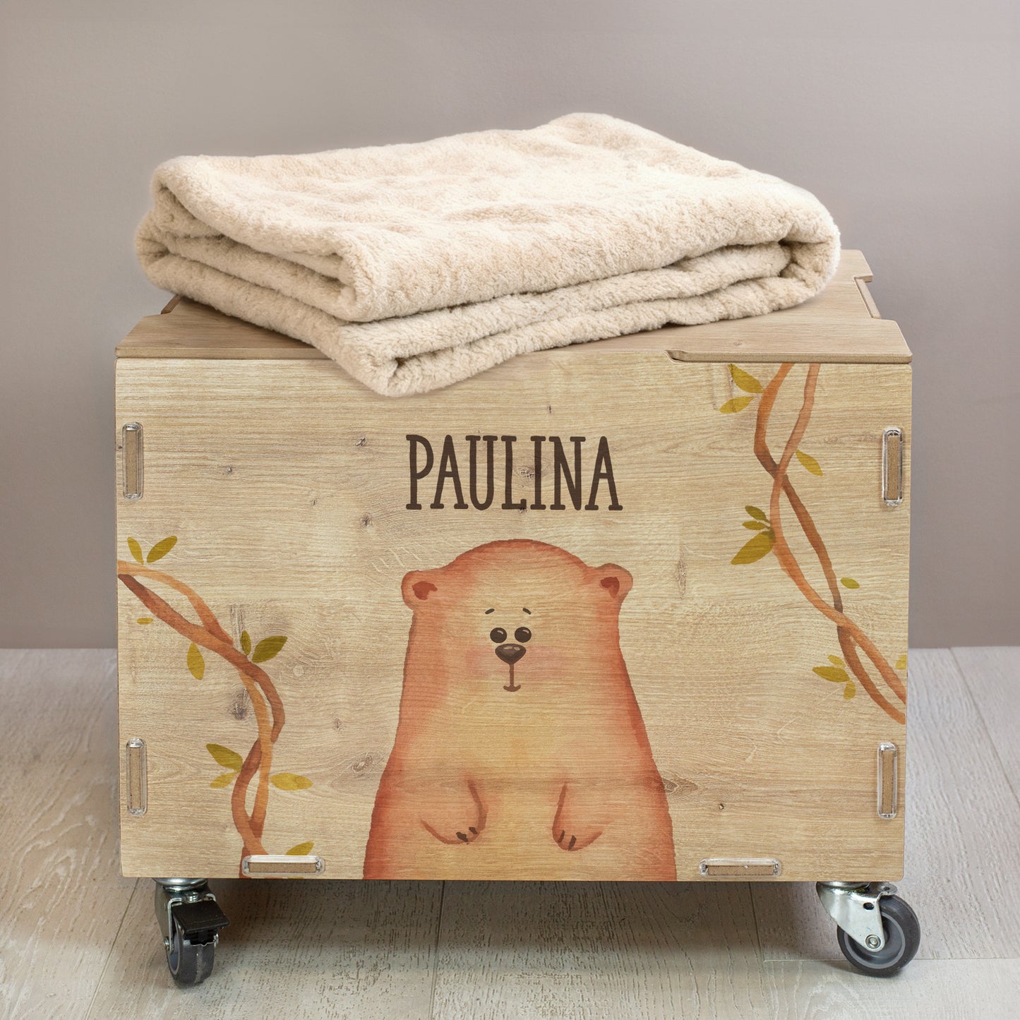 Personalisierte Rollbox aus Holz mit Bären-Motiv von clipfritz | Spielzeugkiste für Kinder mit Name