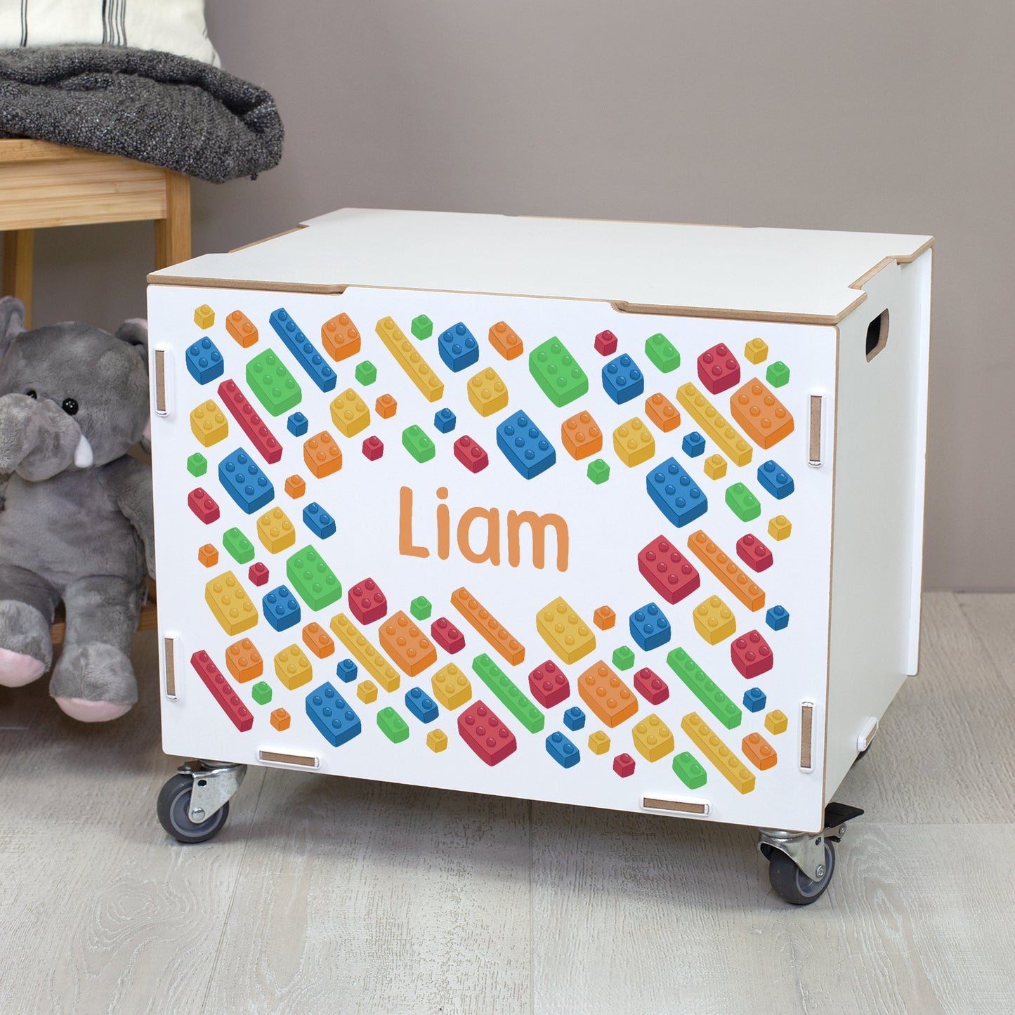 Personalisierte Rollbox aus Holz von clipfritz - Bunte Bausteinwelt | Kinder-Spielzeugkiste mit Name