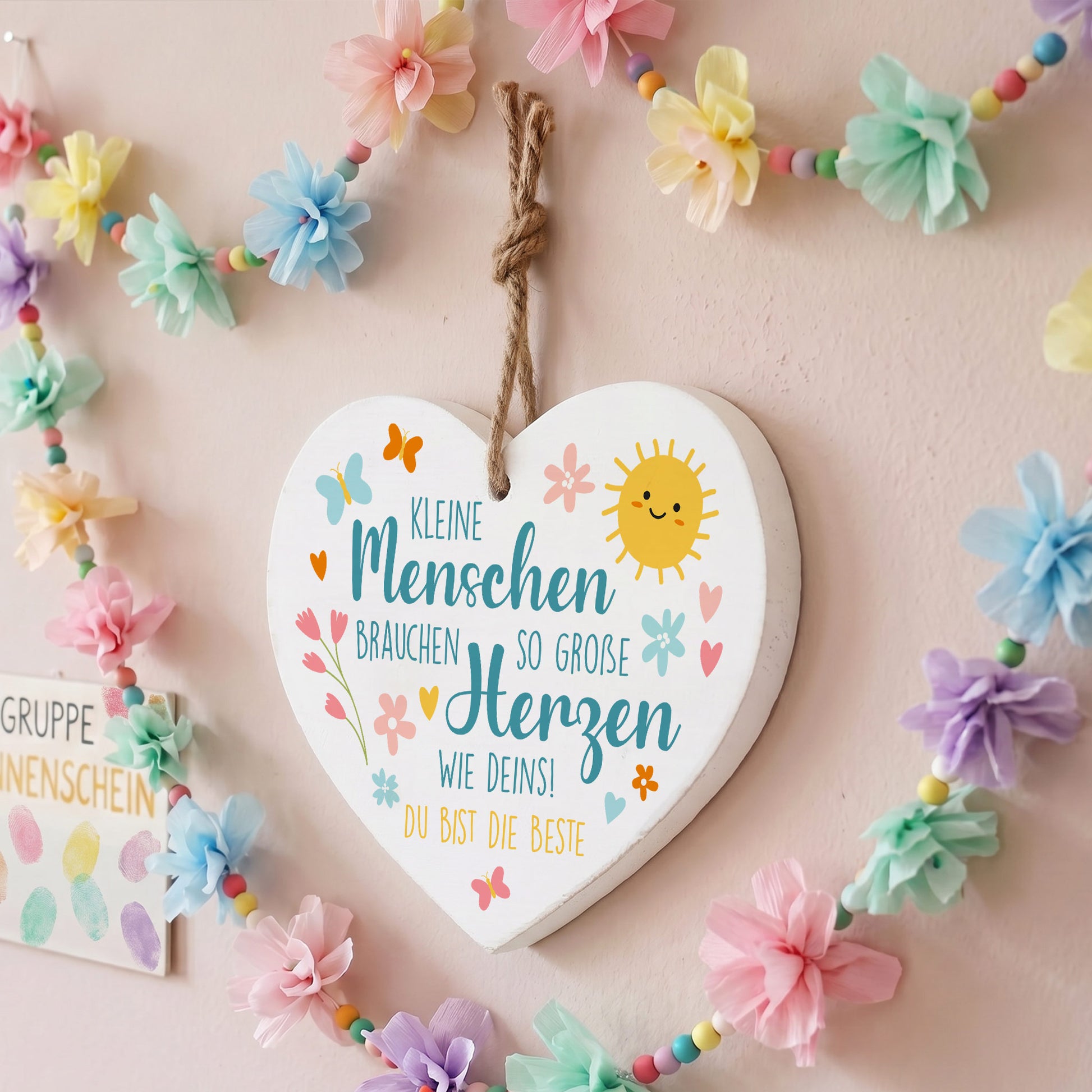 Holzherz als Wanddeko mit Spruch für Erzieherin und persönlichem Wunschtext Du bist die Beste