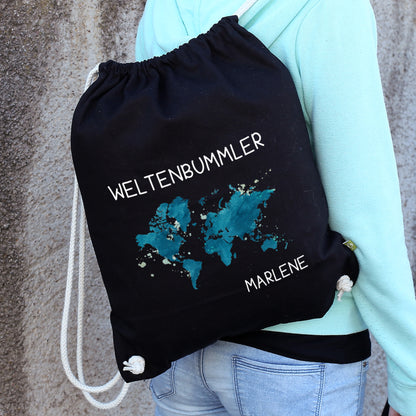 Weltenbummler Rucksack schwarz mit Weltkarte und Name