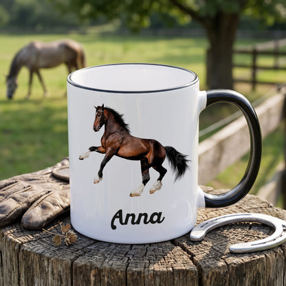 Weiße Keramiktasse mit Pferdemotiv Clydesdale und Wunschnamen bedruckt