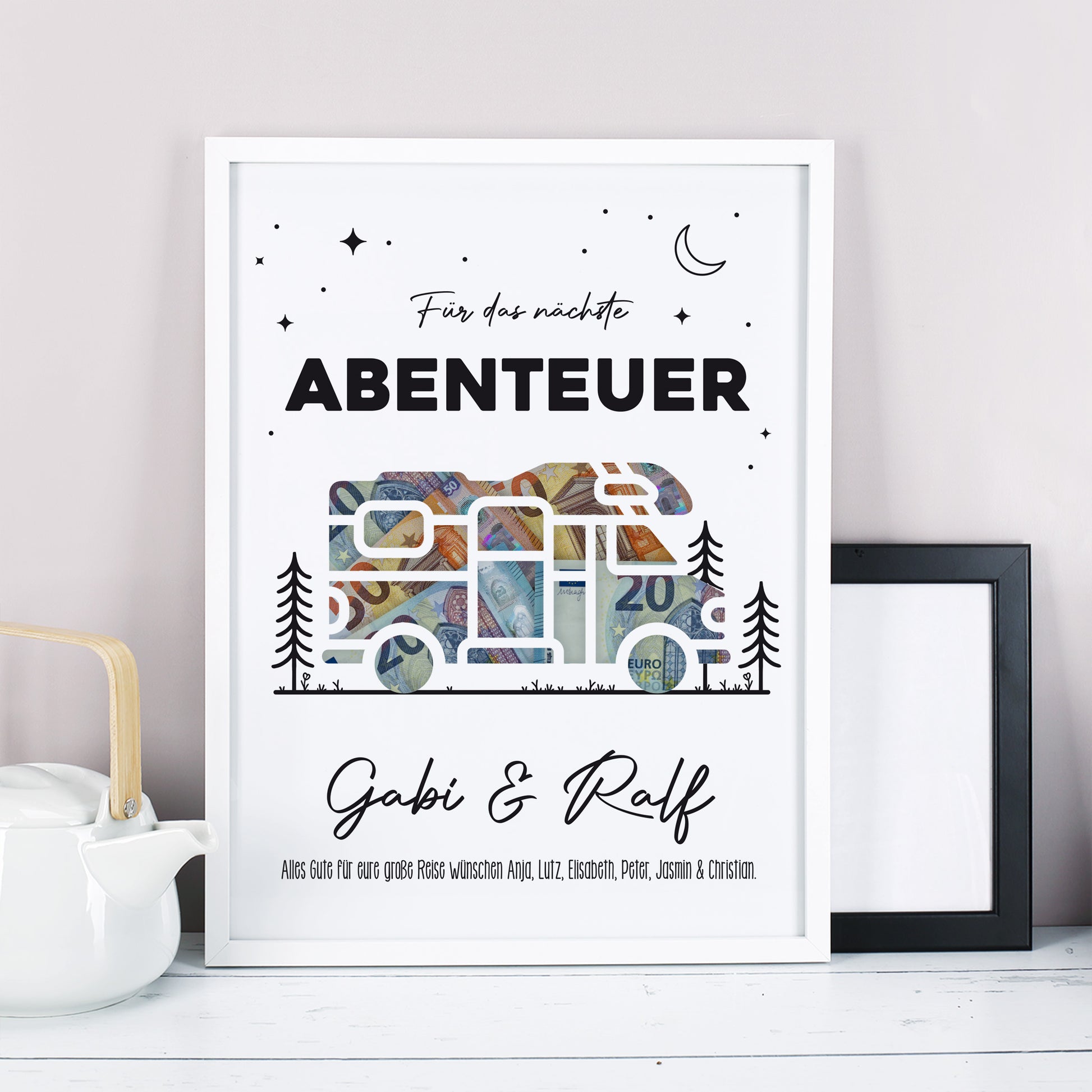 Personalisierter Geldgeschenkrahmen mit „Für das nächste Abenteuer“-Design und Text „Gabi & Ralf“