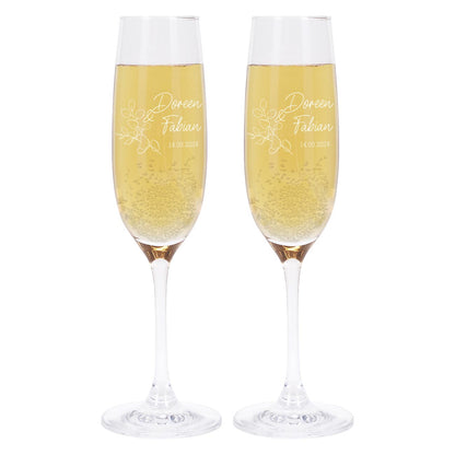 2 Sektgläser zur Hochzeit mit Eukalyptuszweig graviert