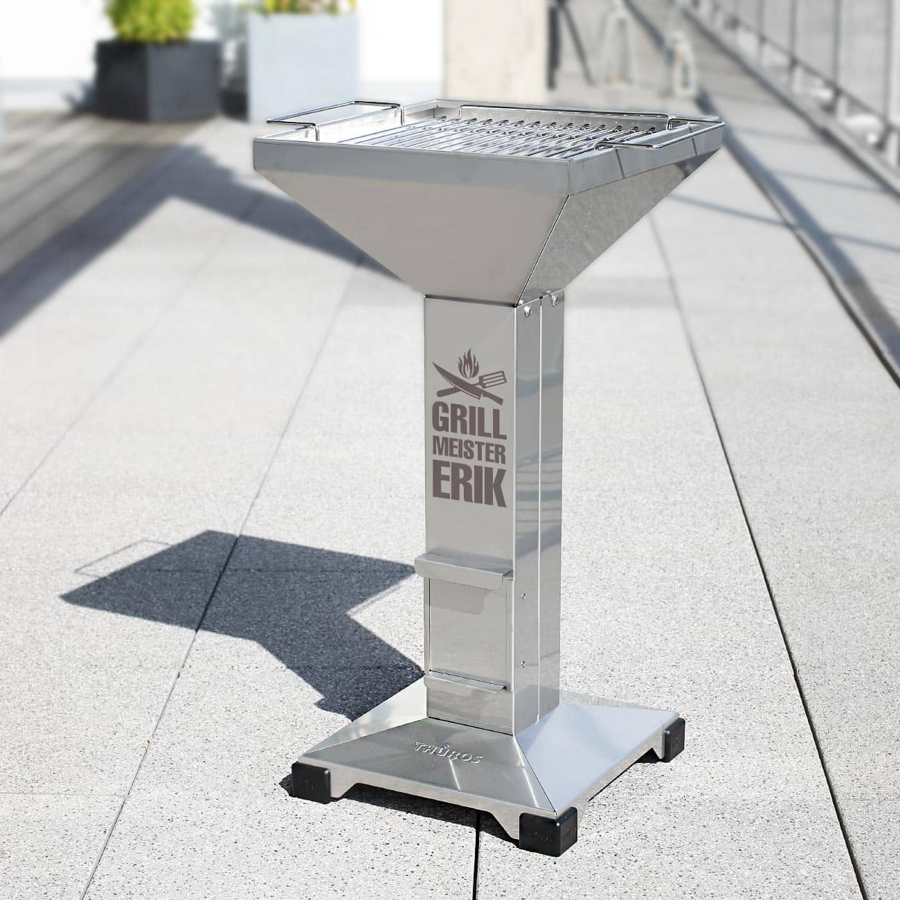 Kaminzuggrill für Grillmeister aus Edelstahl mit Name graviert
