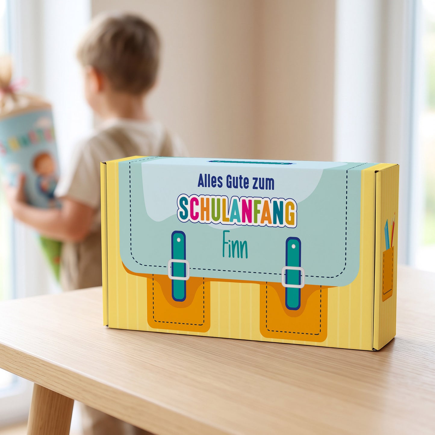 Geschenkverpackung zur Einschulung personalisiert mit Name | Schulranzen Design