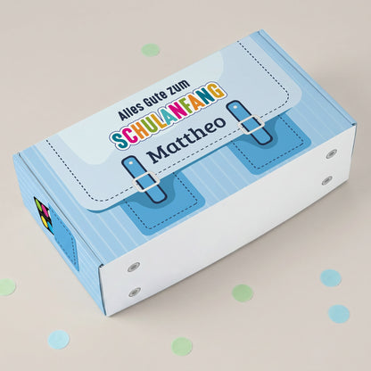 Geschenkverpackung zur Einschulung personalisiert mit Name | Schulranzen Design