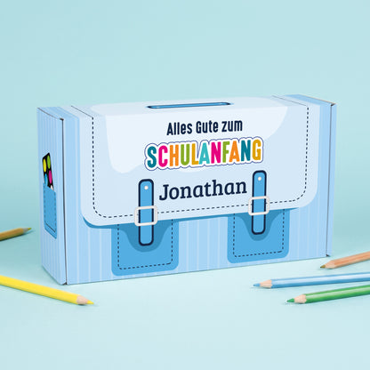 Geschenkverpackung zur Einschulung personalisiert mit Name | Schulranzen Design