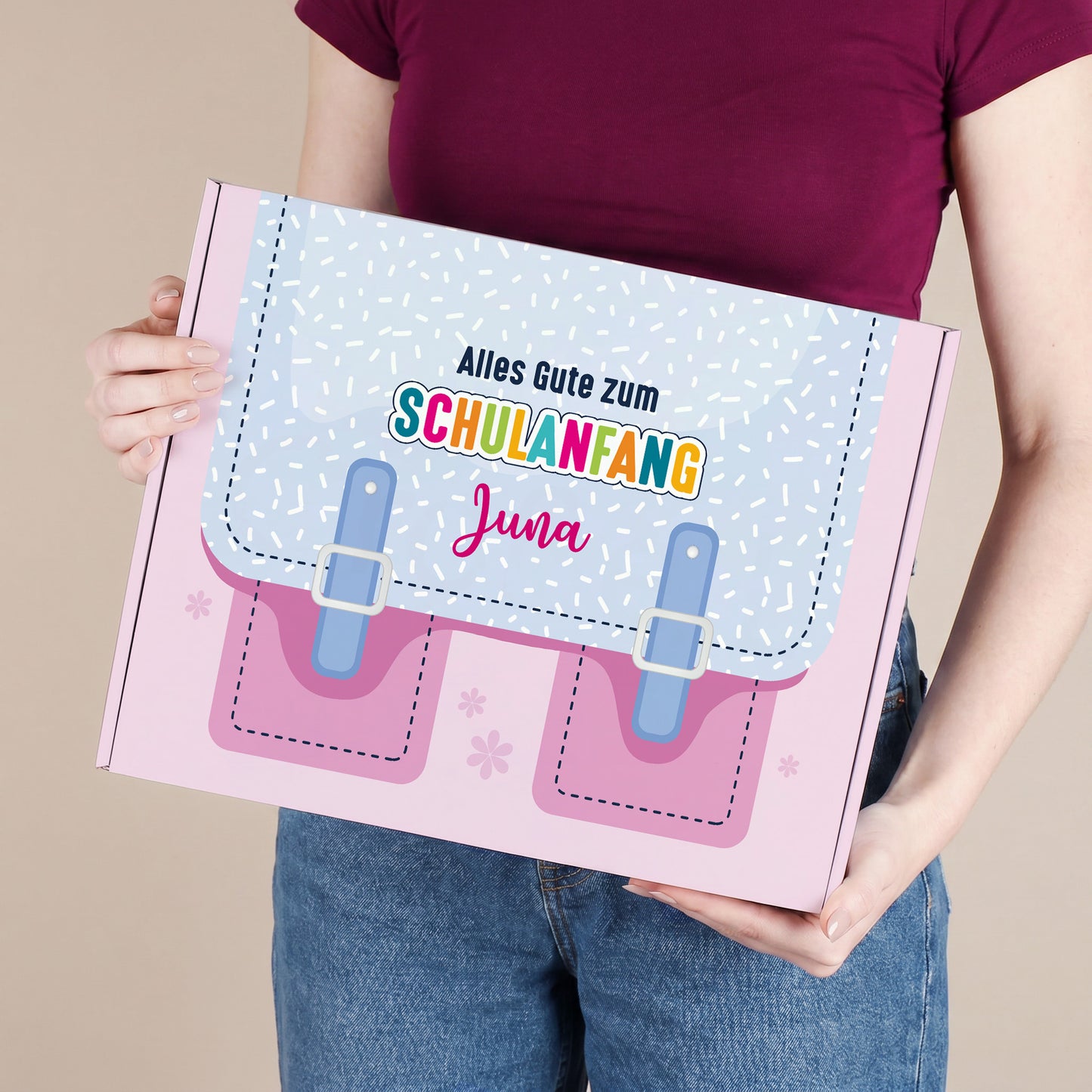 Geschenkverpackung zur Einschulung personalisiert mit Name | Schulranzen Design