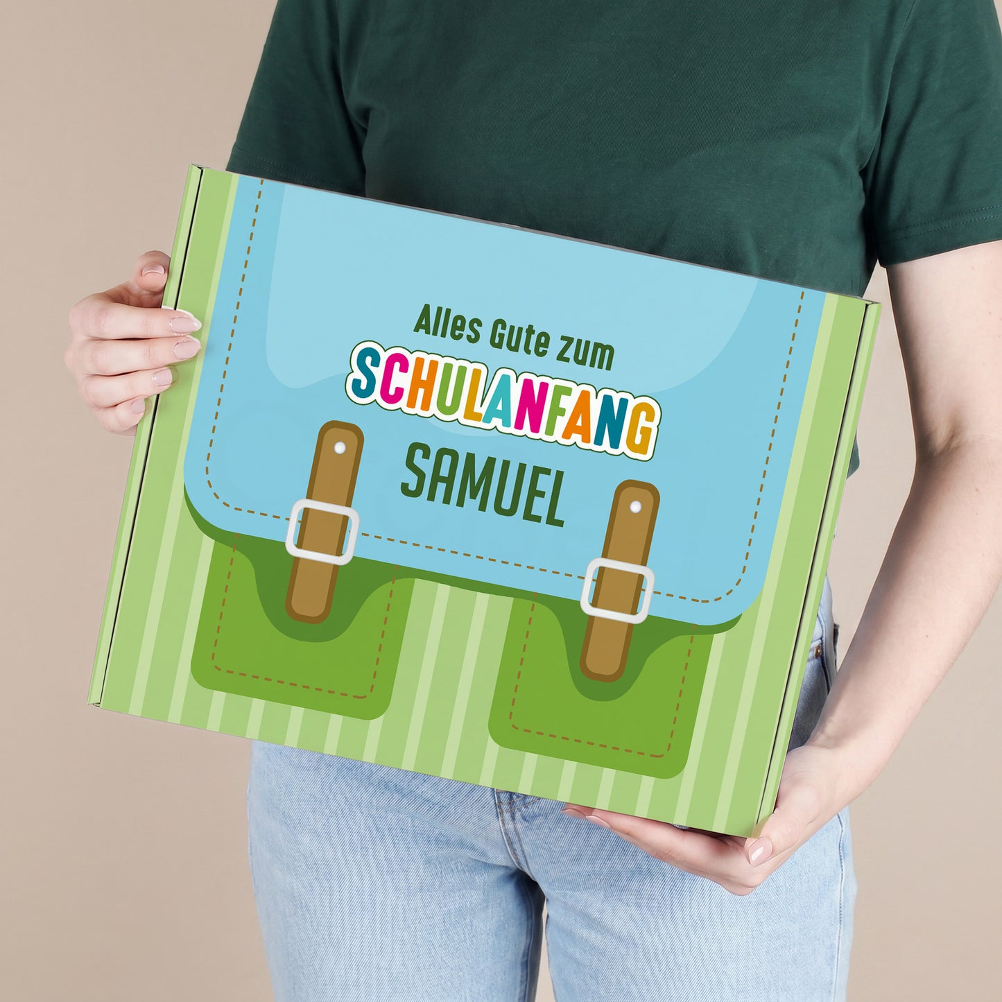 Geschenkverpackung zur Einschulung personalisiert mit Name | Schulranzen Design