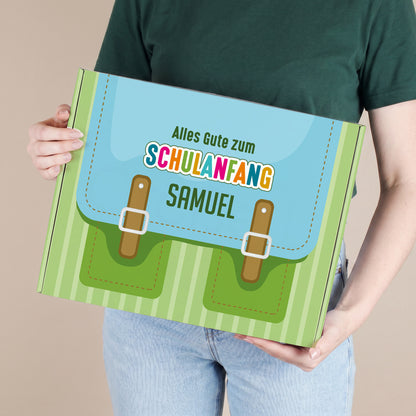 Geschenkverpackung zur Einschulung personalisiert mit Name | Schulranzen Design