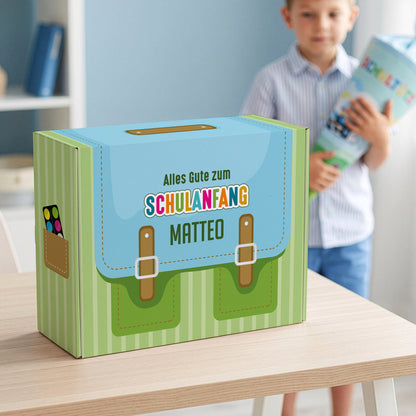 Geschenkverpackung zur Einschulung personalisiert mit Name | Schulranzen Design
