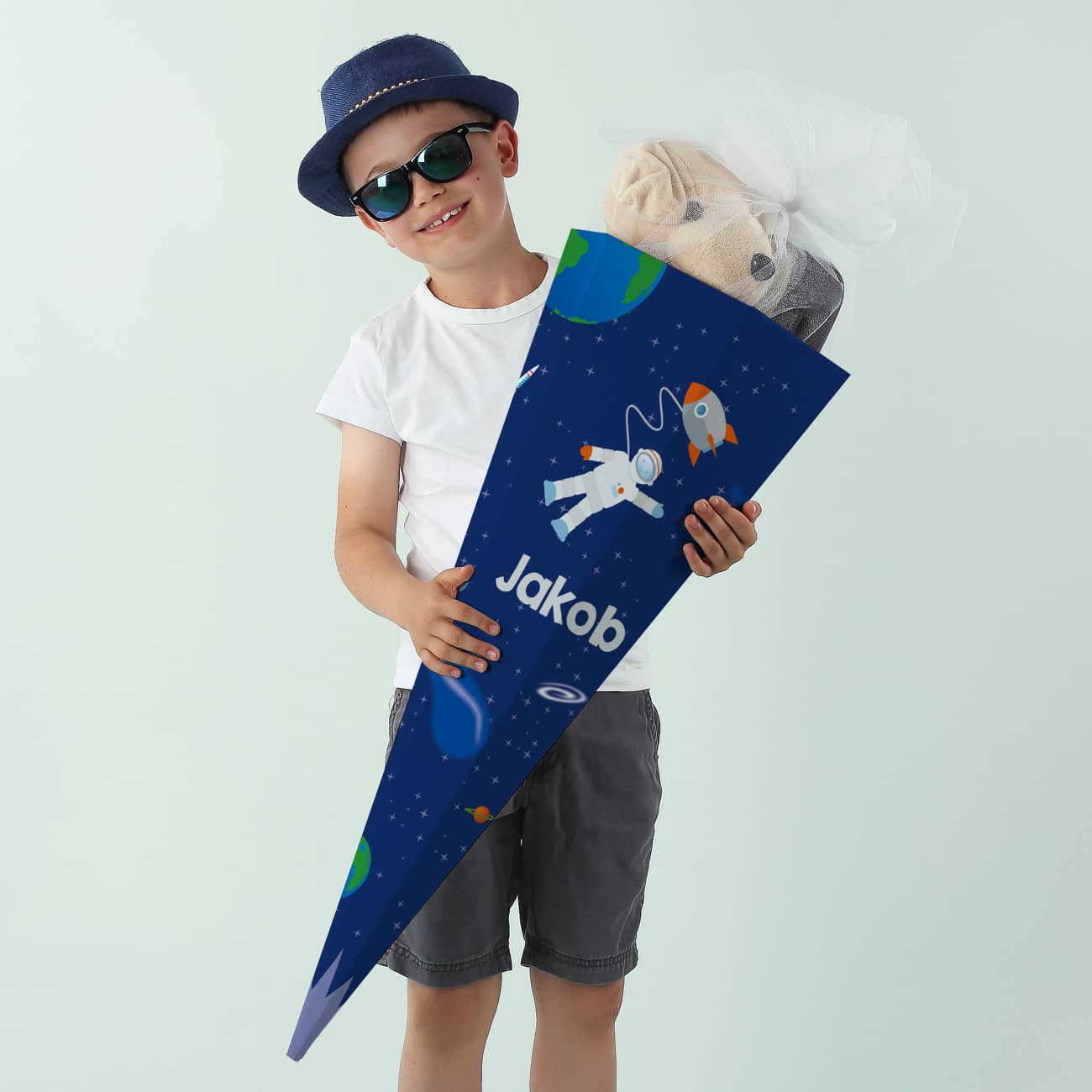Weltall - Schultüte für Jungen mit Astronaut und Name