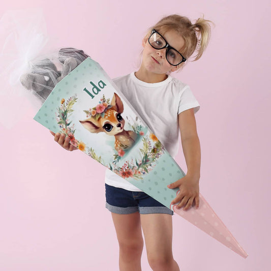 Schultüte mit Rehkitz, Name und Blumen bedruckt