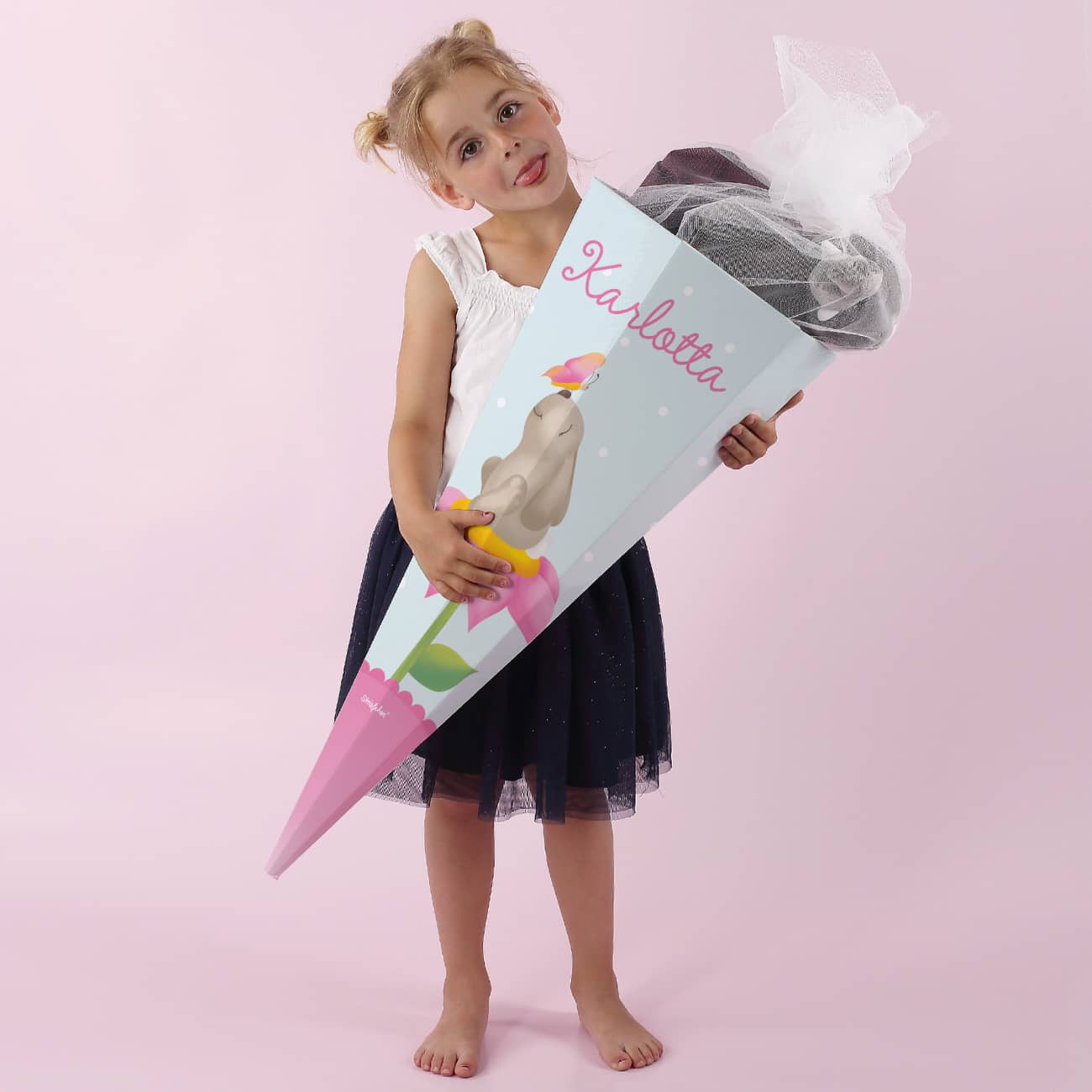 Schultüte mit Namen und Häschenmotiv