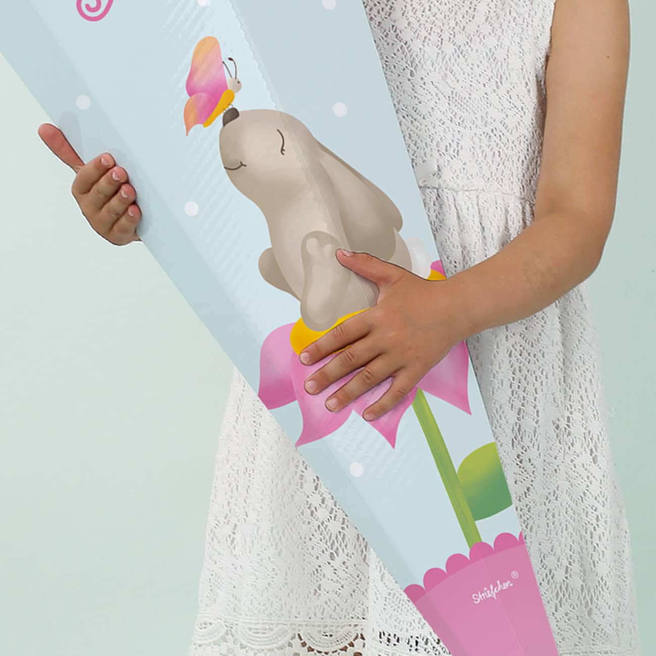 Schultüte mit Namen und Häschenmotiv