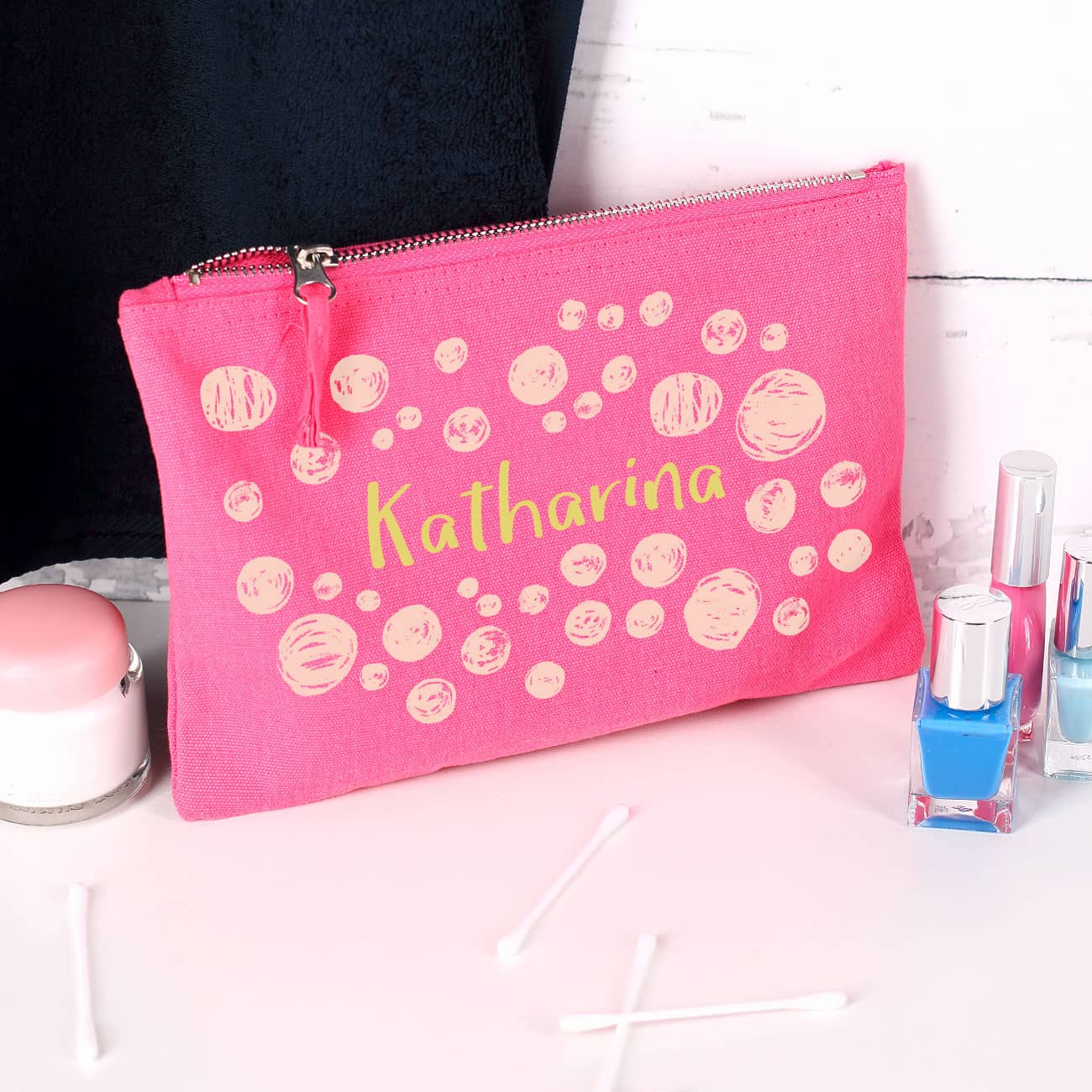 Große pinke Tasche