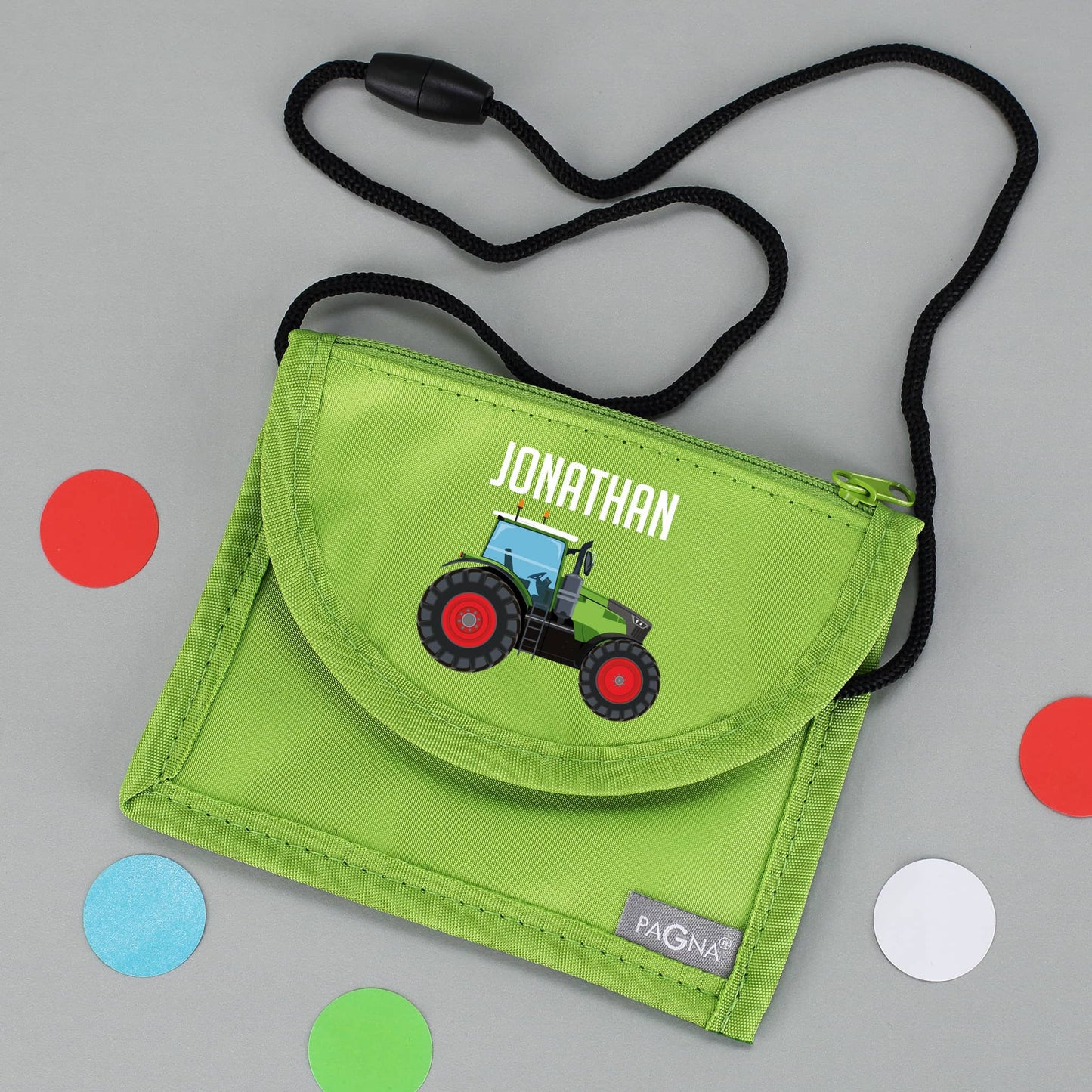 Traktor Brustbeutel in Grün mit Name