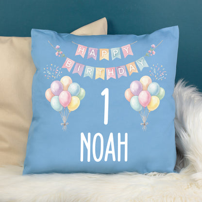 Blaues personalisiertes Geburtstagskissen mit Ballons, Zahl 1 und Name Noah