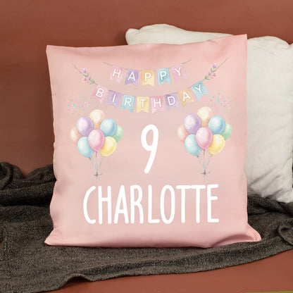Rosa personalisiertes Geburtstagskissen mit Ballons, Zahl 9 und Name Charlotte