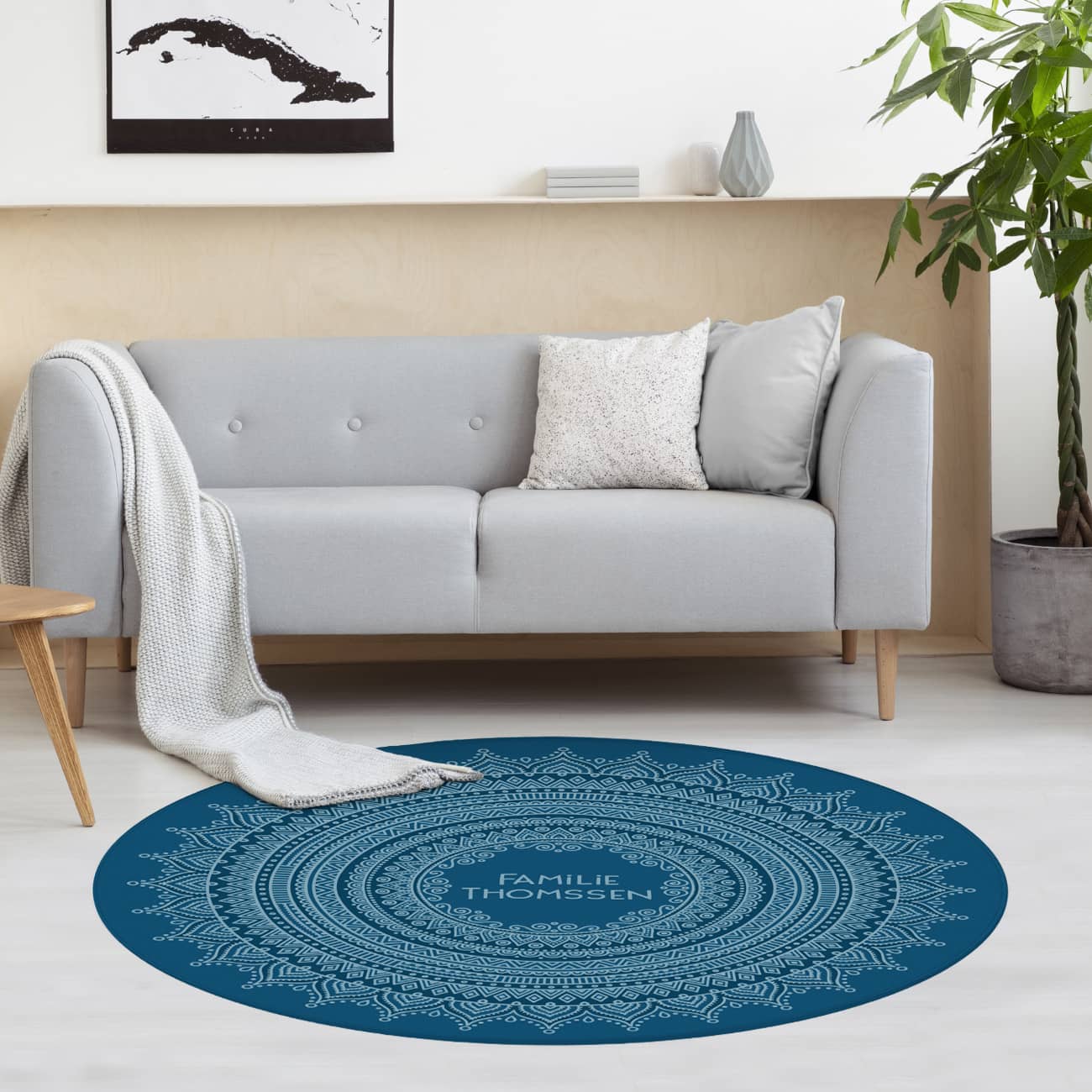 Runder Wohnteppich mit Personalisierung und Mandala in blau