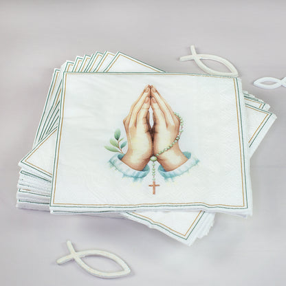 Mehrere christliche Servietten mit betenden Händen und Rosenkranz als Packungsinhalt dekoriert